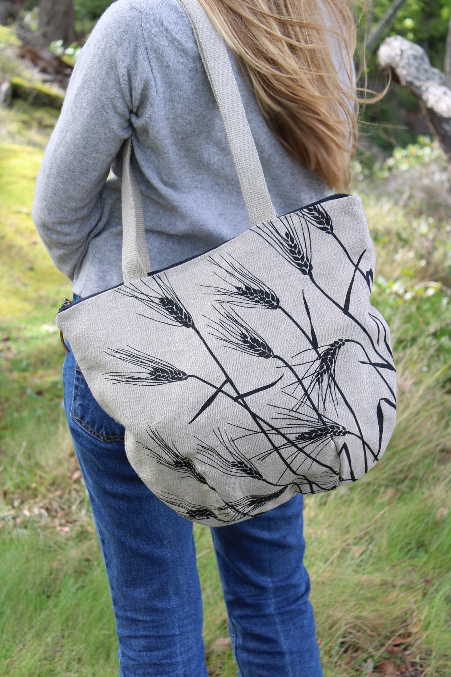 Wheat in Black - Belgian Linen Tote with Zipper