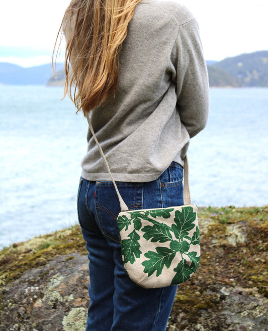 Small Simple Purse - Garry Oak in Stem