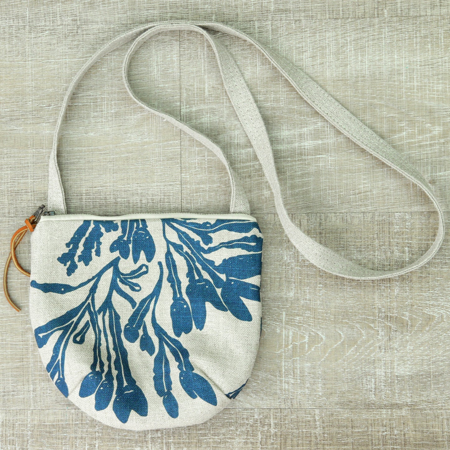 Small Simple Purse - Seaweed in Fog