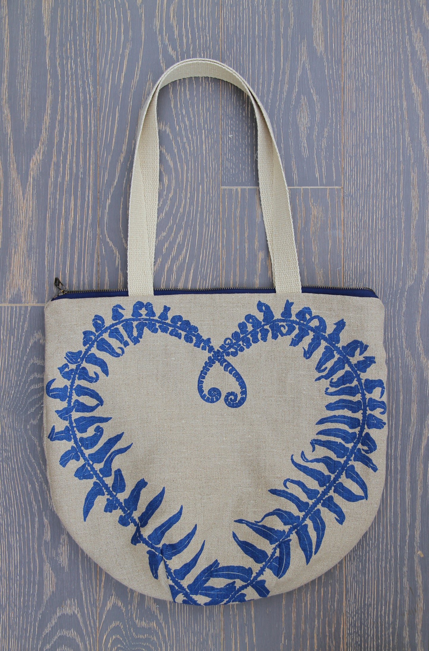 Sword Fern Heart in Clear Blue - Belgian Linen Tote with Zipper
