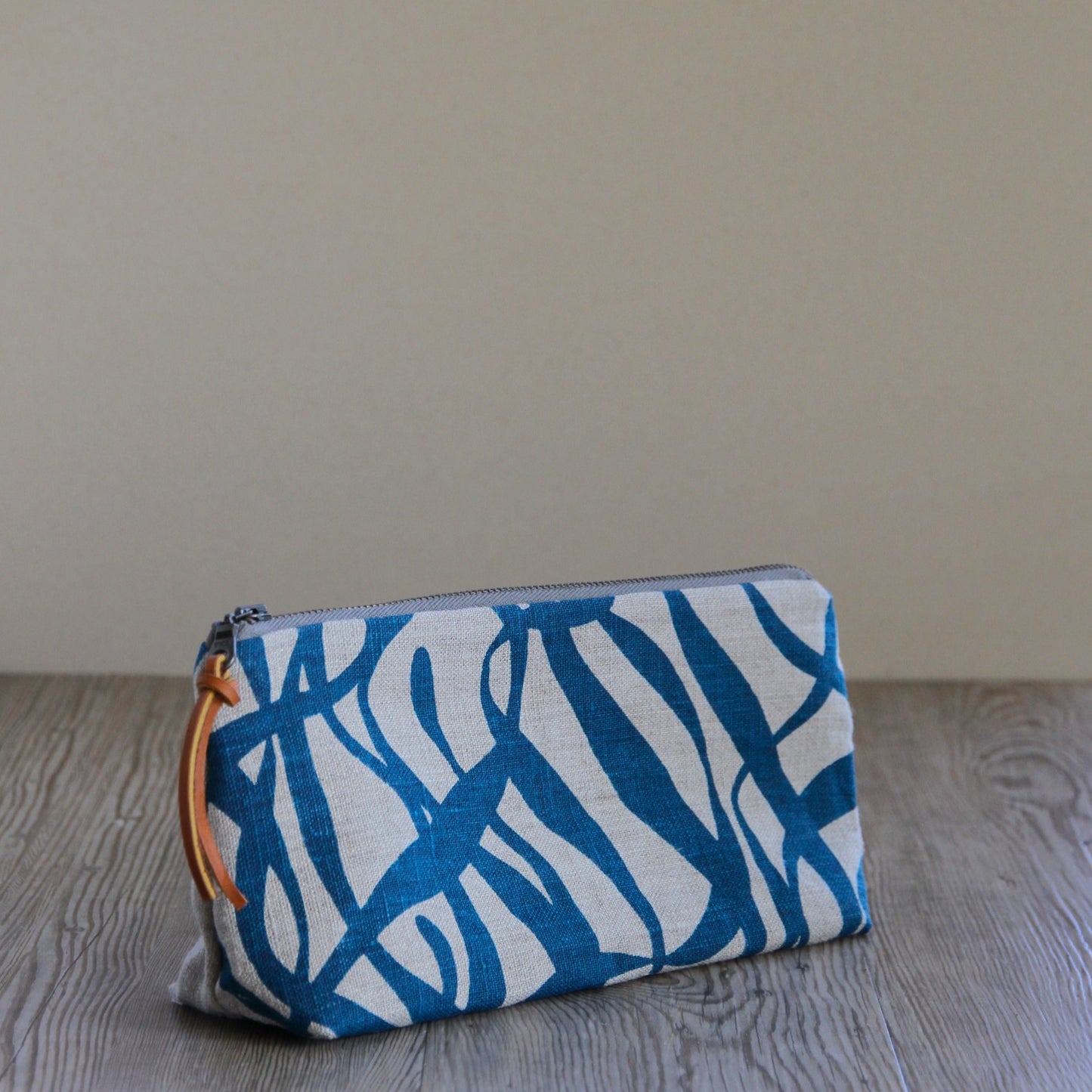 Triangle Pouch - Large - Bull Kelp Pool