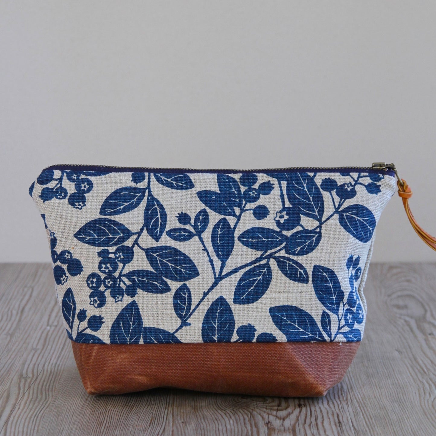 Linen & Waxed Canvas Large Zip Kit - Blueberry