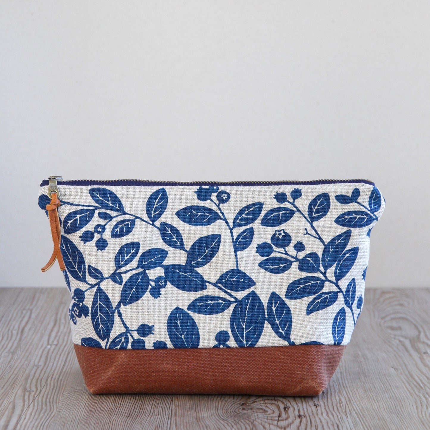 Linen & Waxed Canvas Large Zip Kit - Blueberry