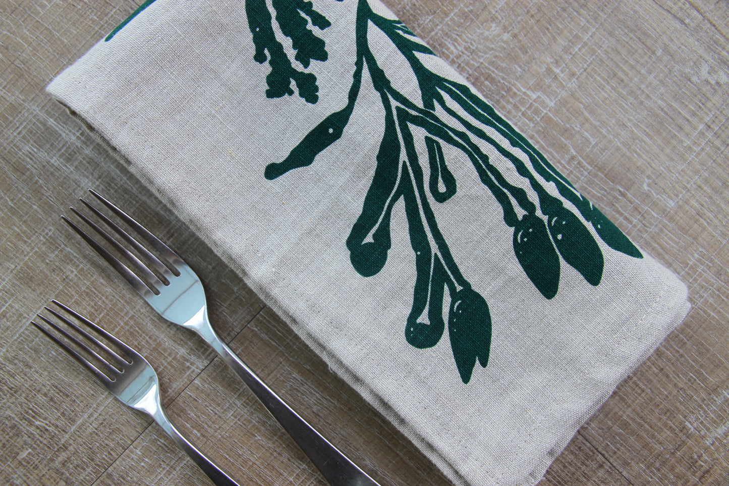 Seaweed Napkin in Hunter on Natural Linen