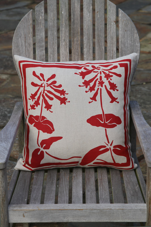20" Honeysuckle Linen Pillow in Scarlet