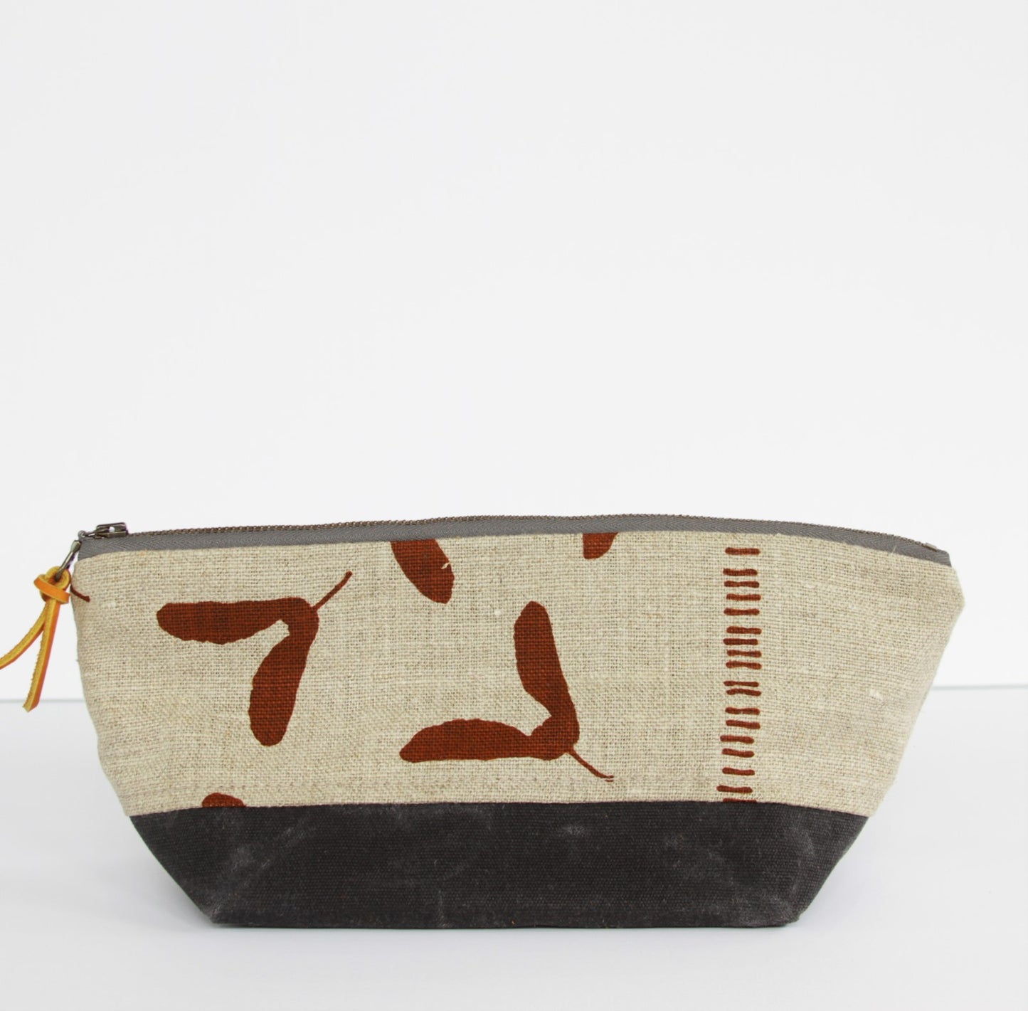 Triangle Pouch - Samara in Nut