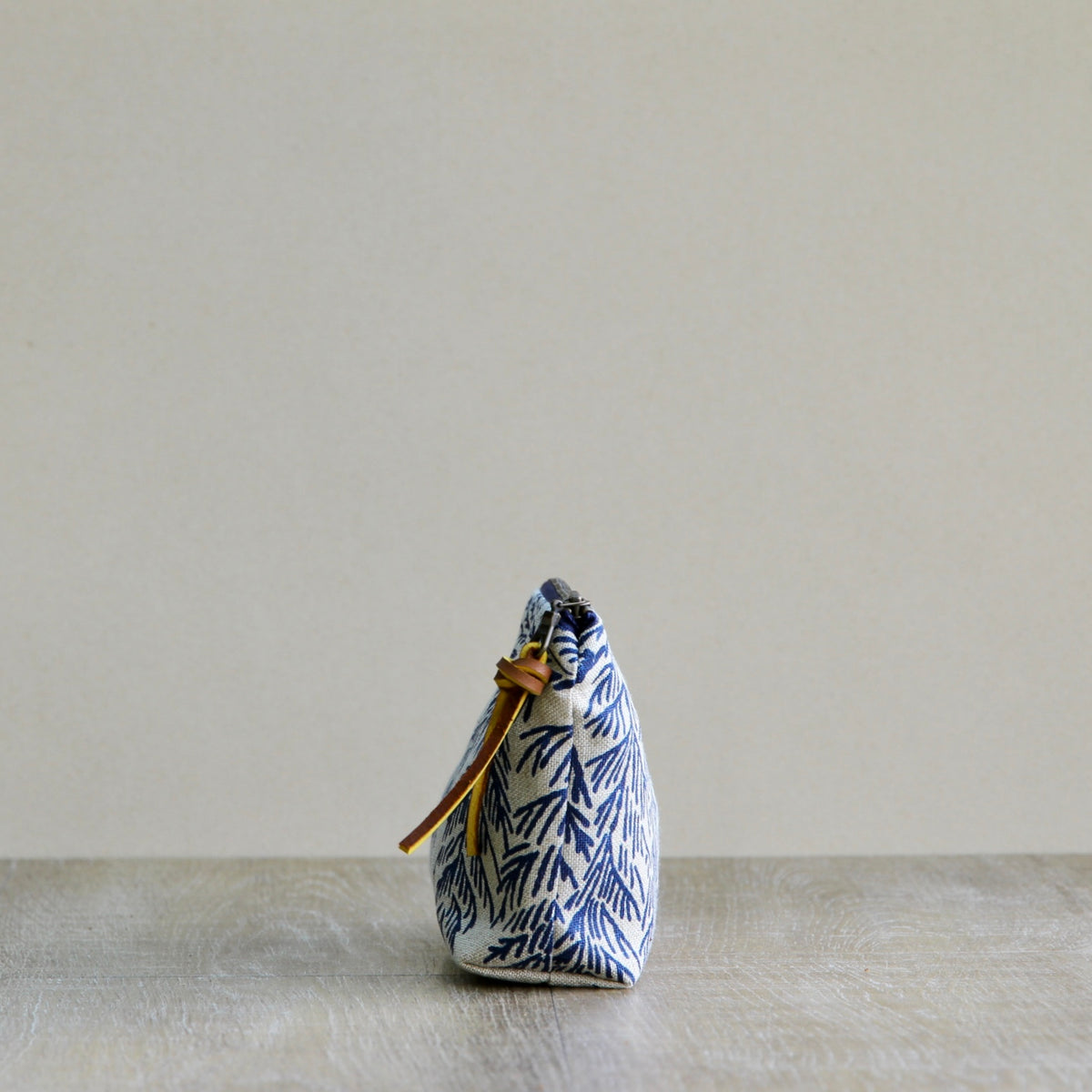 Linen Slim Pouch - 7" - Cedar in Navy
