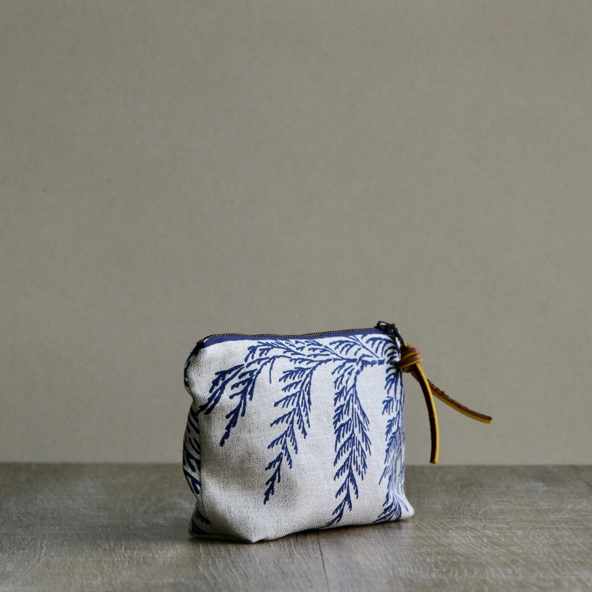 Linen Slim Pouch - 7" - Cedar in Navy