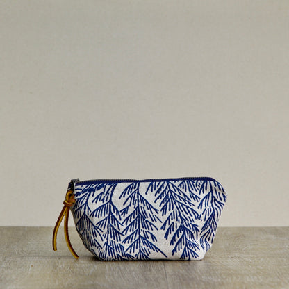 Linen Supply Pouch - 7" - Cedar on Unbleached Linen in Navy