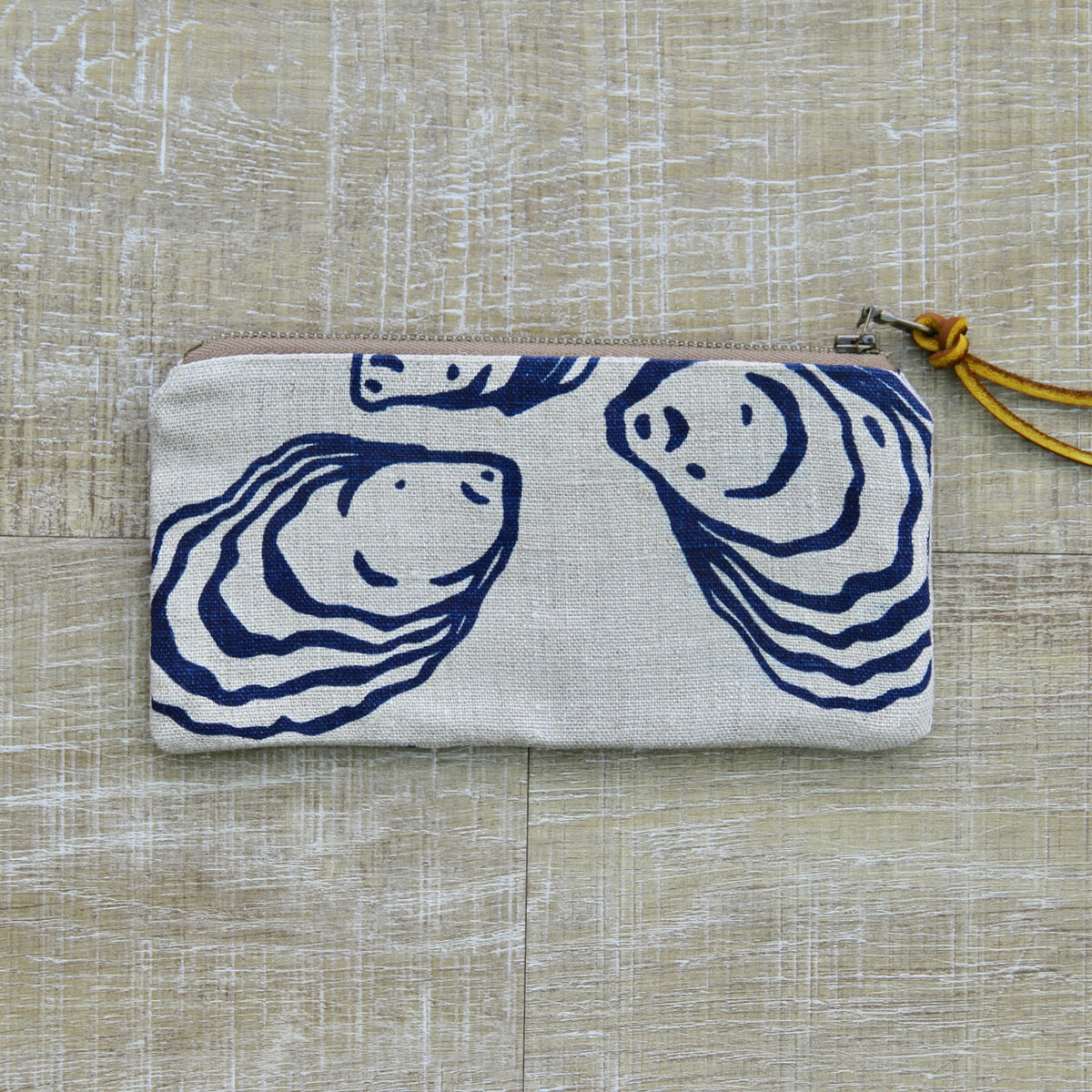 Flat Pouch - Wallet Size - Oysters in Navy