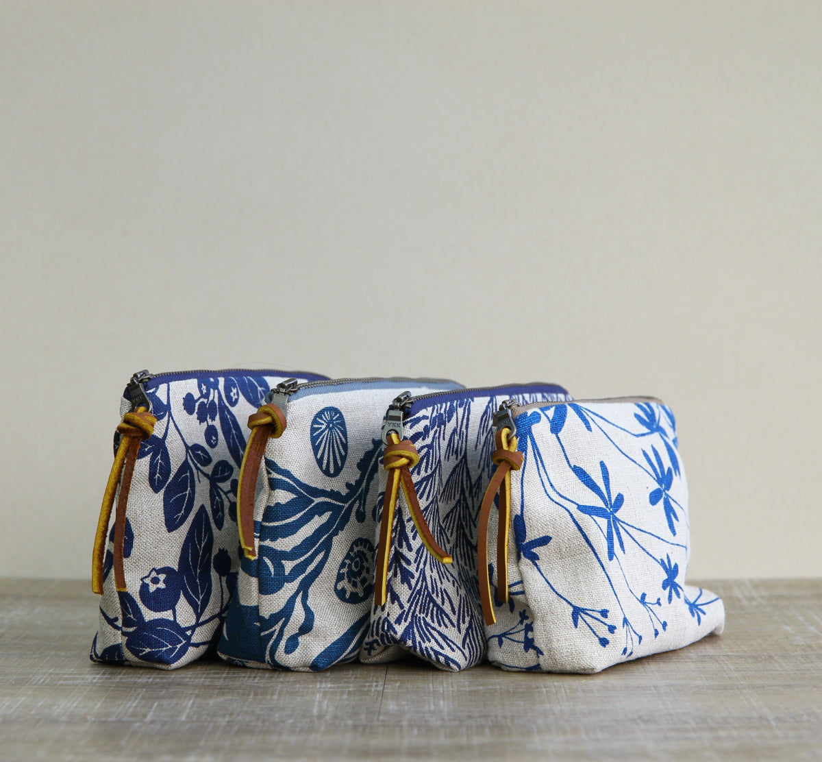 Linen Slim Pouch - 7" - Bedstraw in Marine