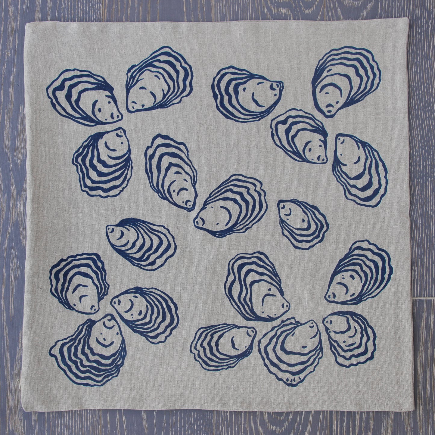22" Oyster Linen Pillow in Navy Blue