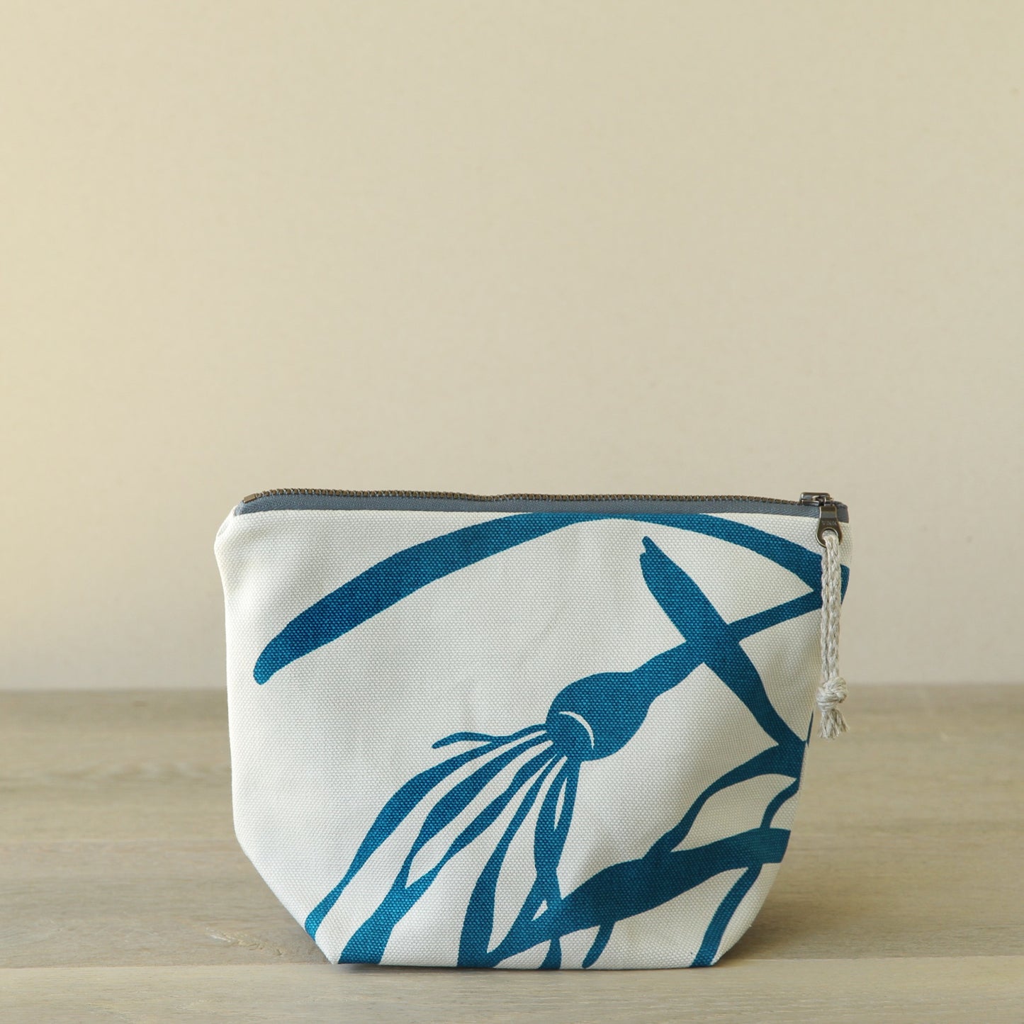 Supply Pouch - 8" Kelp in Pool on Stone Canvas