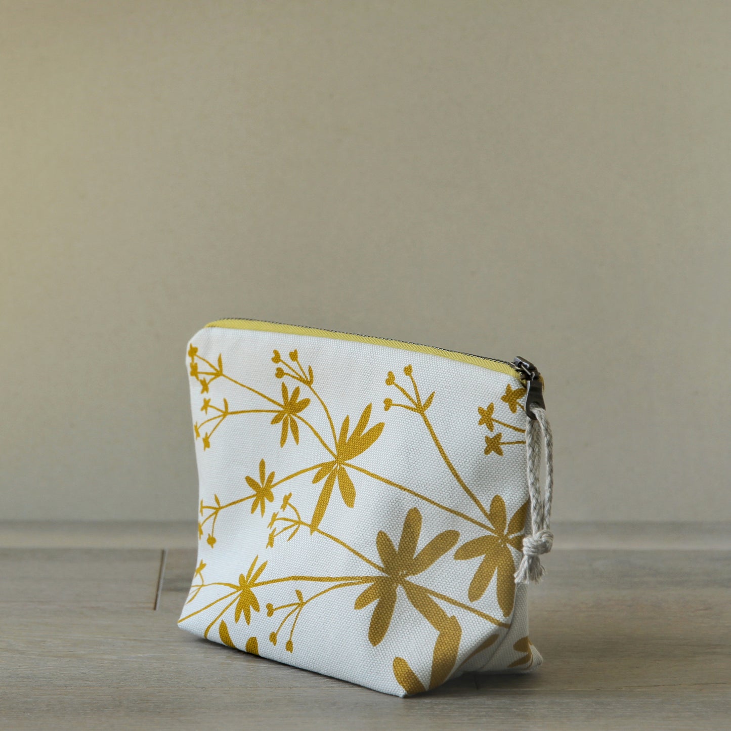 Supply Pouch - 8" Bedstraw in Wheat on Stone Canvas