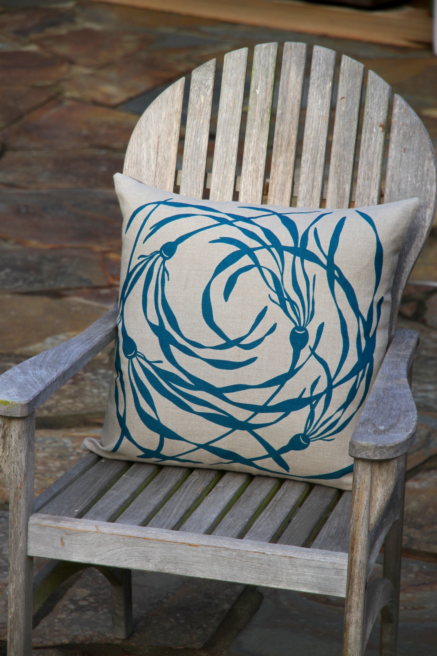 20" Swirly Kelp Linen Pillow in Teal